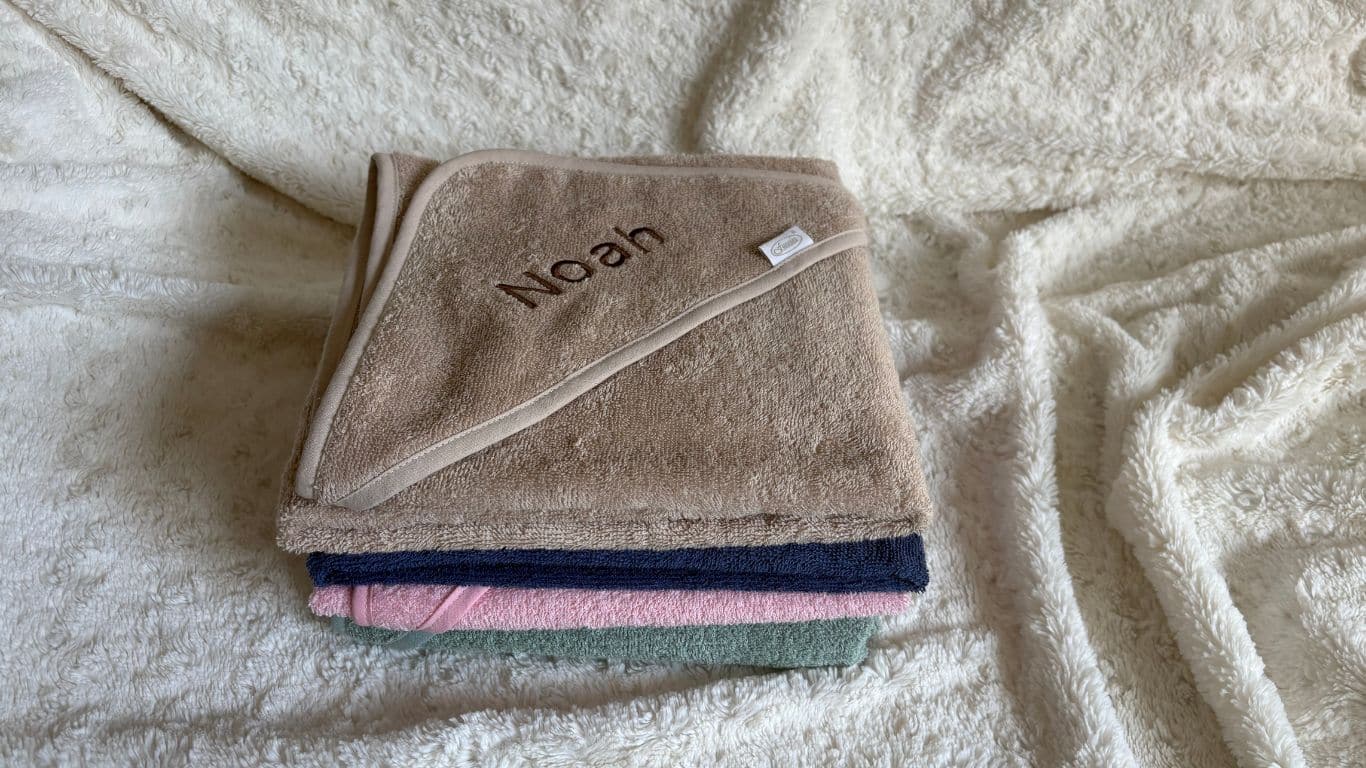 kraamvisite wie uitnodigen